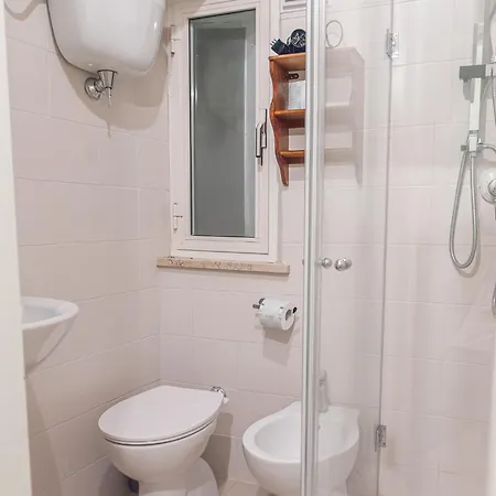 Center - Dimora Intima 公寓