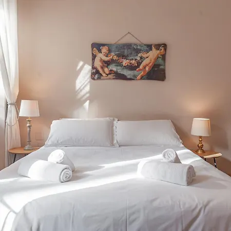 Center - Dimora Intima