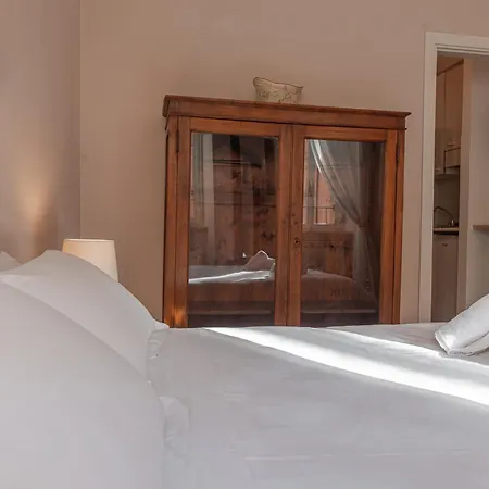 Center - Dimora Intima *