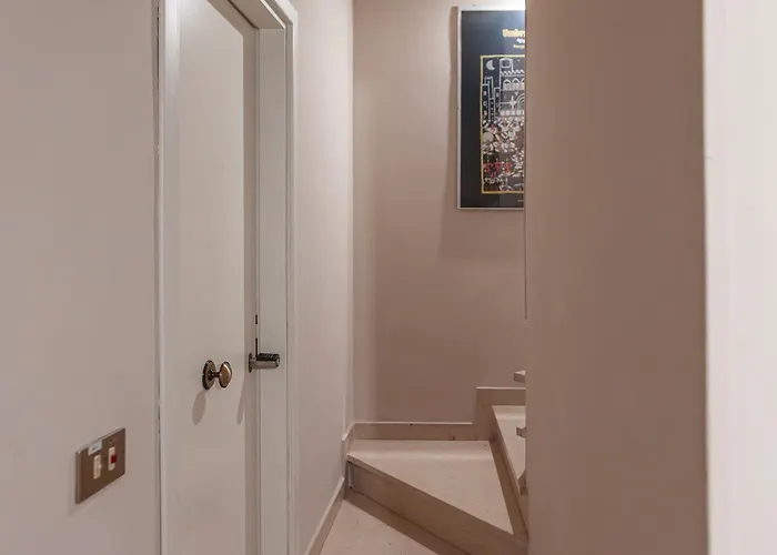 Center - Dimora Intima アパート *